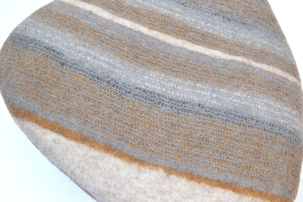Upholstery fabrics - Handmade wool felt pebble stool - GHISLAINE GARCIN MAILLE&FEUTRE