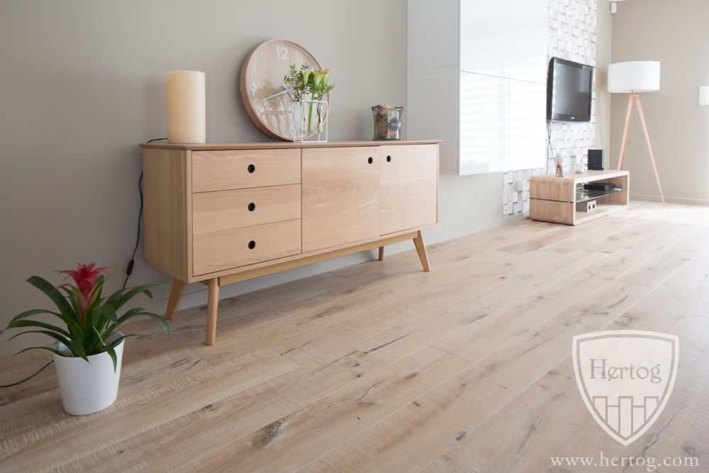 Parquets - OAK PARQUET RUSTIC GLUED - WOOD & FLOOR