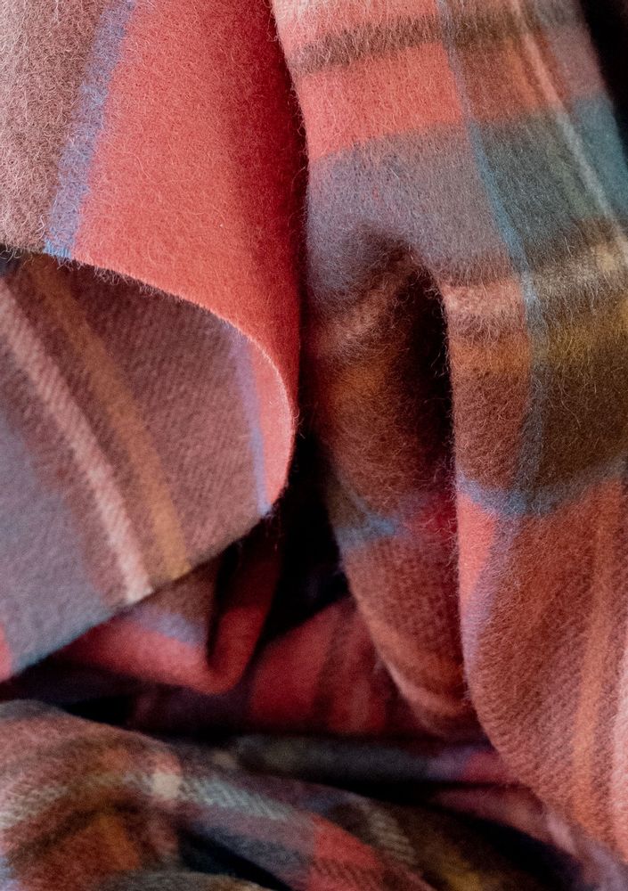 Throw blankets - Lambswool Blanket in Royal Stewart Antique Tartan - THE TARTAN BLANKET CO.