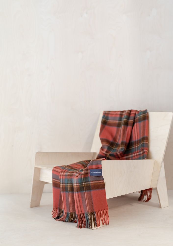 Throw blankets - Lambswool Blanket in Royal Stewart Antique Tartan - THE TARTAN BLANKET CO.