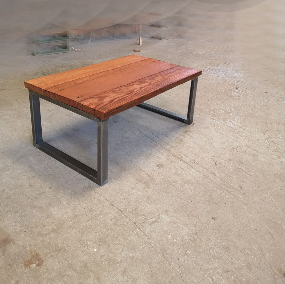Chambres d'hôtels - Table basse de type industriel avec plateau en bois - LIVING MEDITERANEO