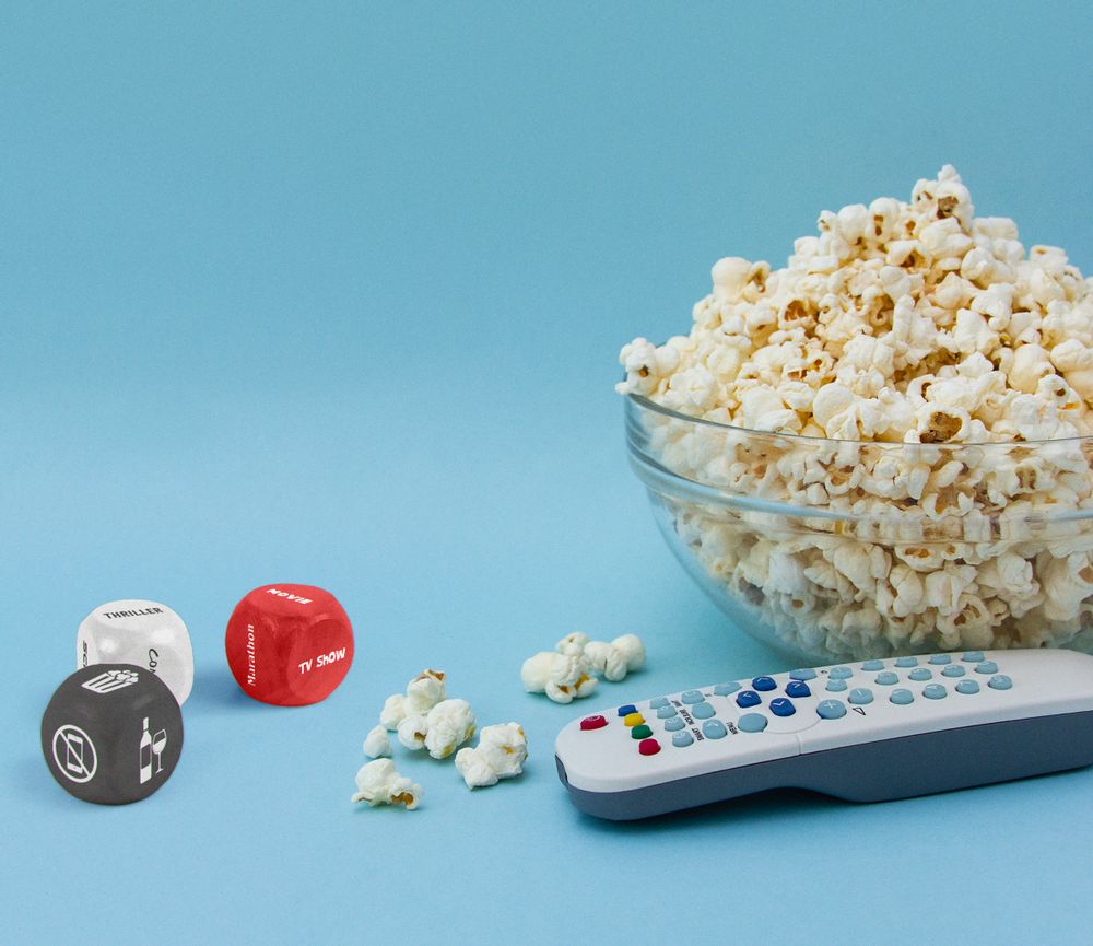 Gifts - DICE SET " WHAT TO EAT” - "WHAT TO WATCH" - FISURA