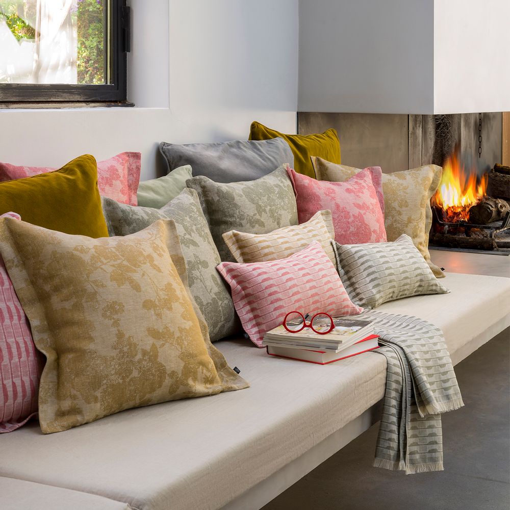 Fabric cushions - CASUAL - LE JACQUARD FRANCAIS