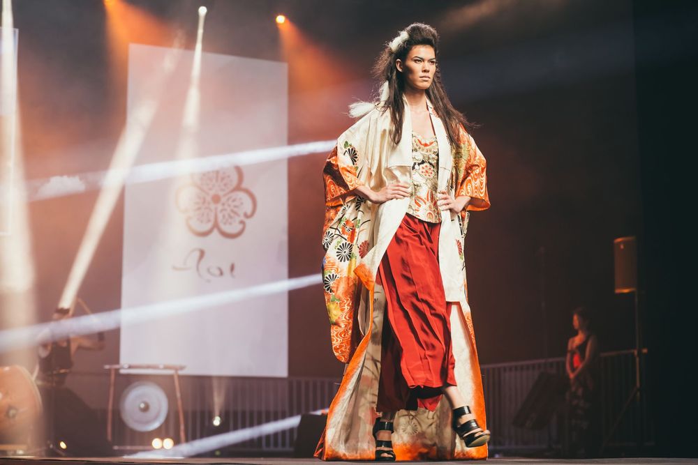 Homewear - Traditional Japanese kimono - AOI TRADING/KIMONO