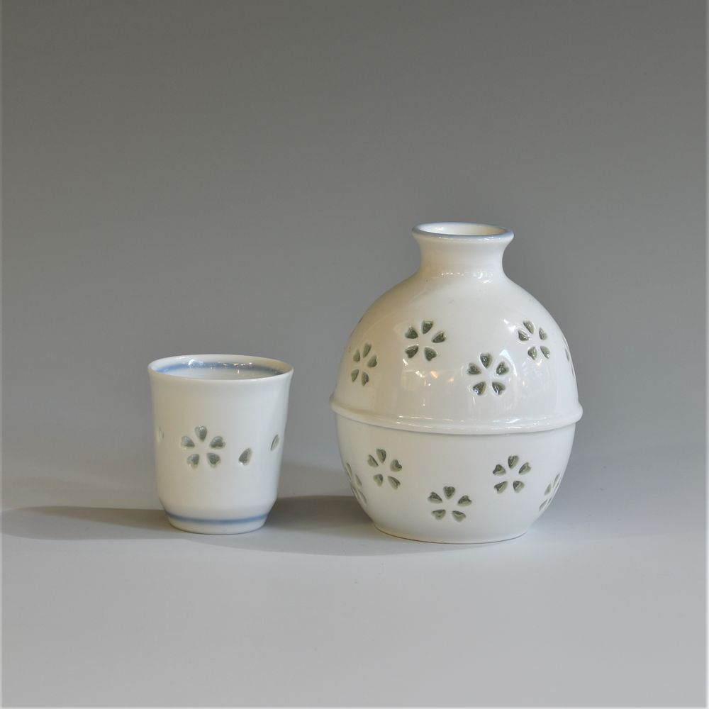 Mugs - Suishyobori (crystal carving) Sake bottle - YOULA SELECTION