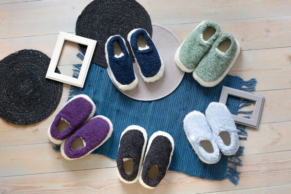 Chaussures - Chaussons d'intérieur en laine - SHEEP BY THE SEA