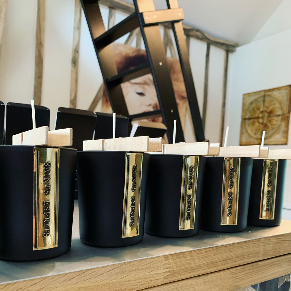 Candles - THE UNTAMED (Forget-me-not and peony) - SAINTS ESPRITS