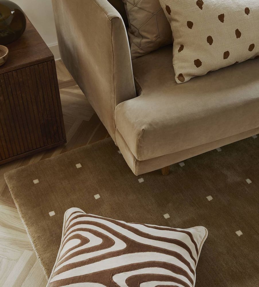 Fabric cushions - Velvet Cushions - Mita - CHHATWAL & JONSSON