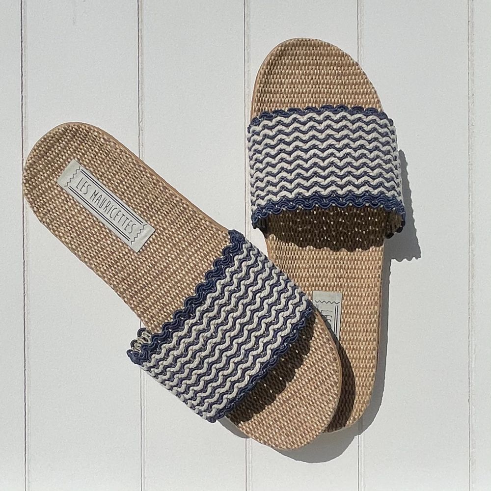 Homewear bien-être - Les Mauricettes de Marthe, claquettes d'été pour femme coloris bleu - LES MAURICETTES