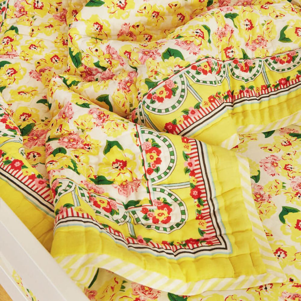 Throw blankets - Reversible quilted bedspread with edging - LUCAS DU TERTRE