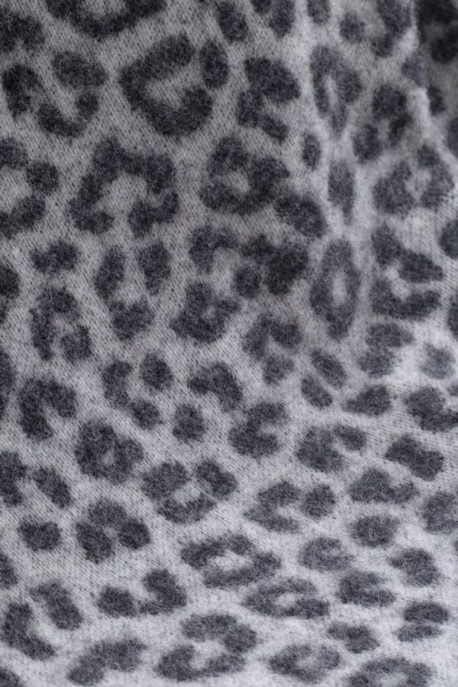 Throw blankets - Black Leopard Throw - J.J. TEXTILE LTD