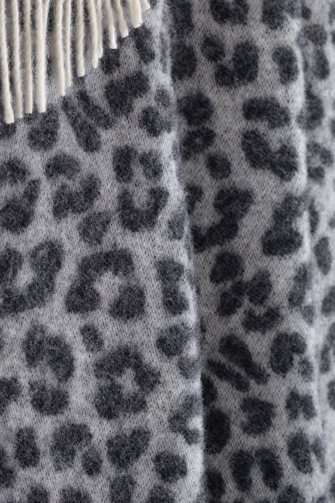 Throw blankets - Black Leopard Throw - J.J. TEXTILE LTD