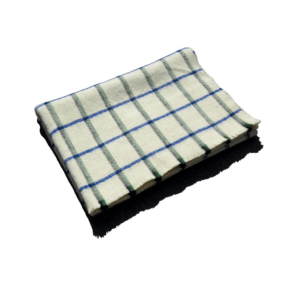 Throw blankets - RADIEUSE - ANDREE SORANT