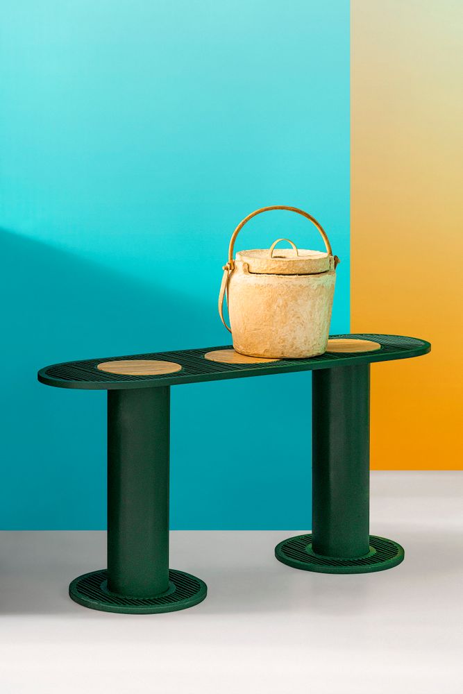 Stools for hospitalities & contracts - Saucer stool - ZARATE MANILA