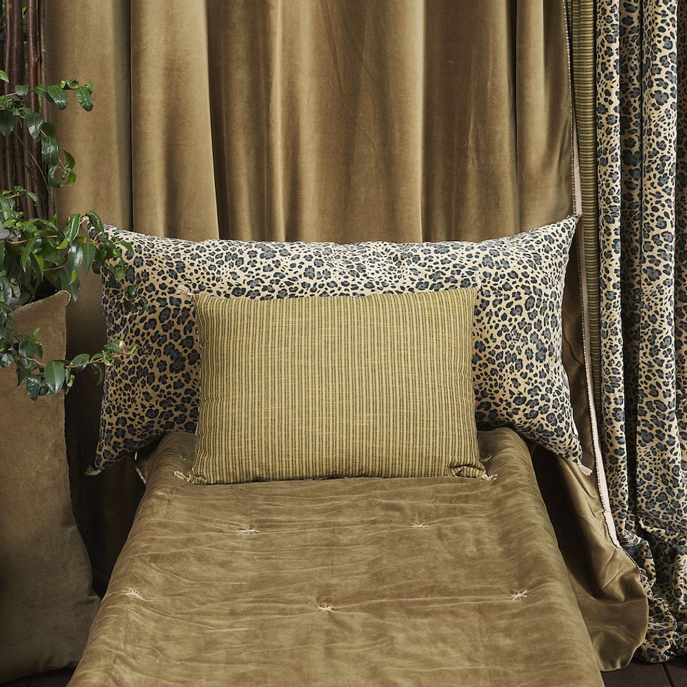 Fabric cushions - SAFARI VELVET CUSHION - EN FIL D'INDIENNE...