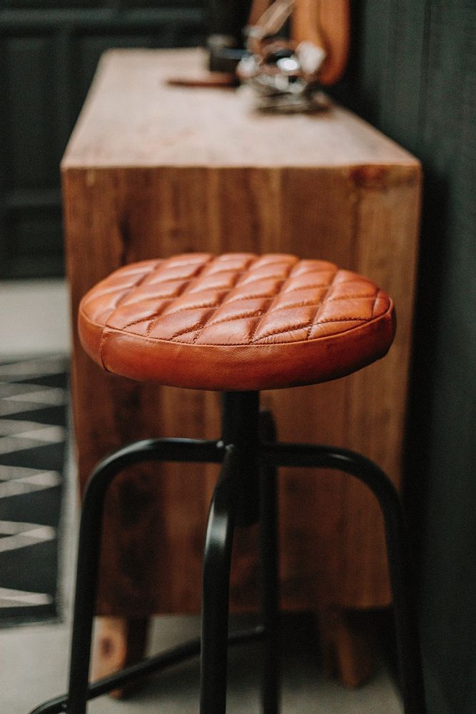 Stools for hospitalities & contracts - DONOVAN stool - MISTER WILS