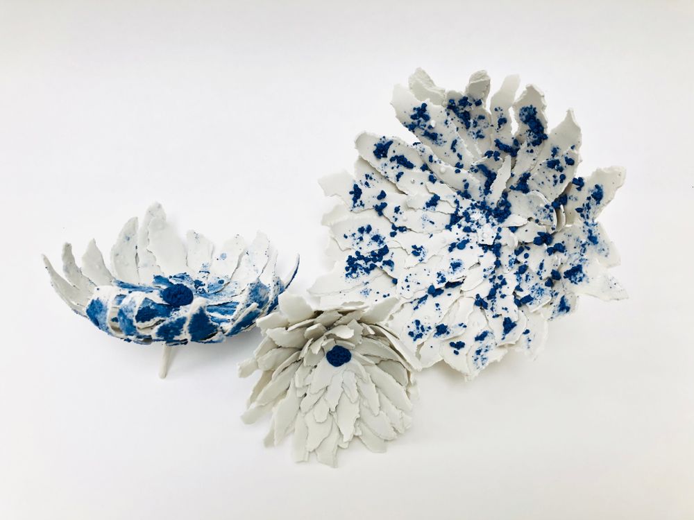 Ceramic - Flower Paper White and Blue Porcelain - GUENAELLE GRASSI