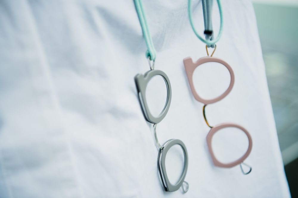 Gifts - "Peep" Glasses - CIQI