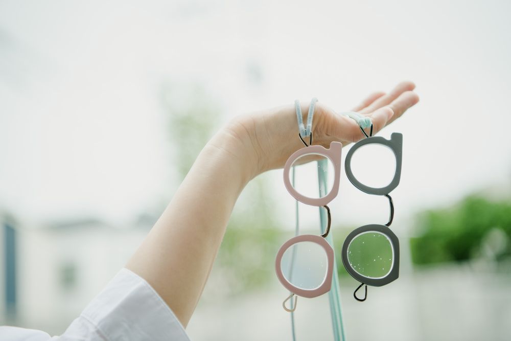Gifts - "Peep" Glasses - CIQI