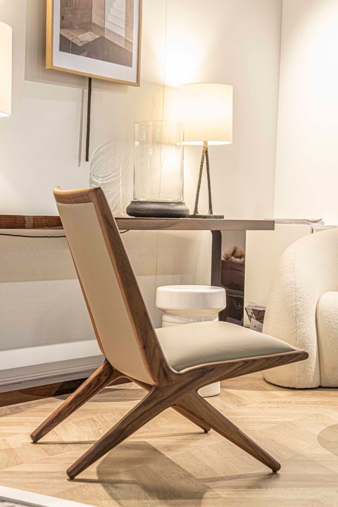Lounge chairs for hospitalities & contracts - KAYA Low chair - LK LE VAILLANT KATIA