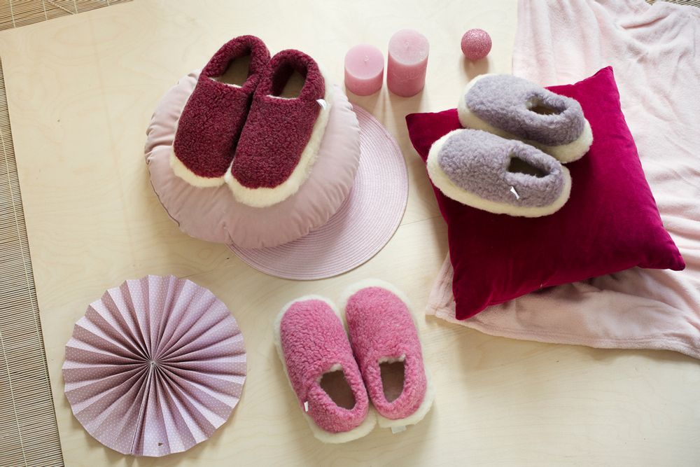Chaussures - Chaussons d'intérieur en laine - SHEEP BY THE SEA