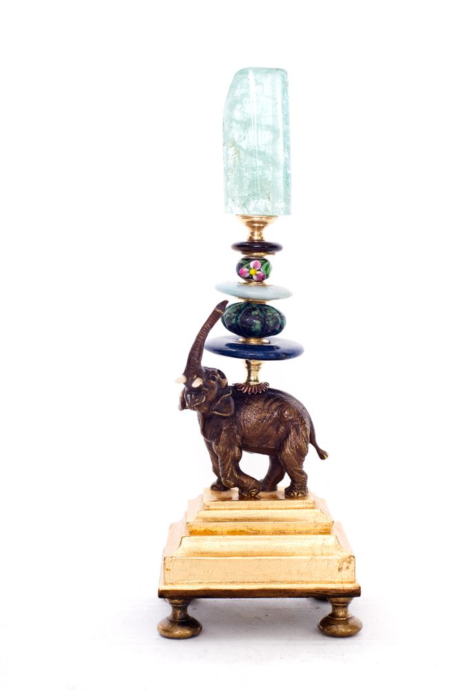 Unique pieces - Elephant with raised trunk - DUPONT BERLIN