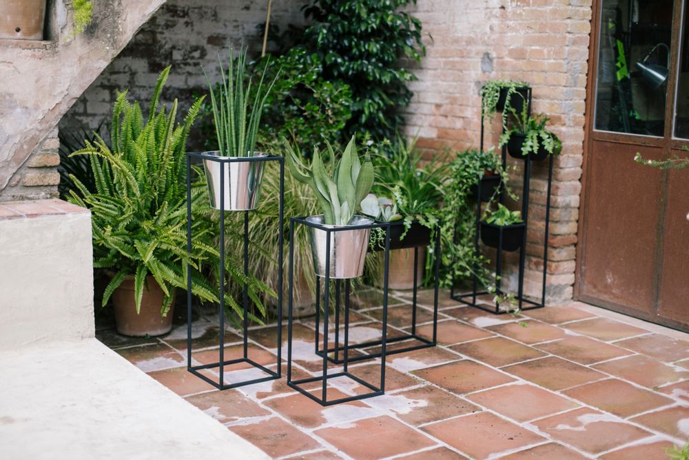 Floral decoration - Black Metal and ABS Pot AX70034 - ANDREA HOUSE