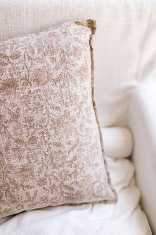 Coussins textile - Coussin coton beige printemps AX70206  - ANDREA HOUSE