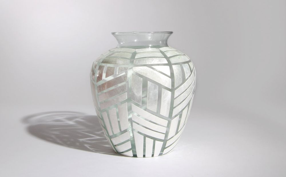 Vases - Vase en verre et nacre - ITHEMBA