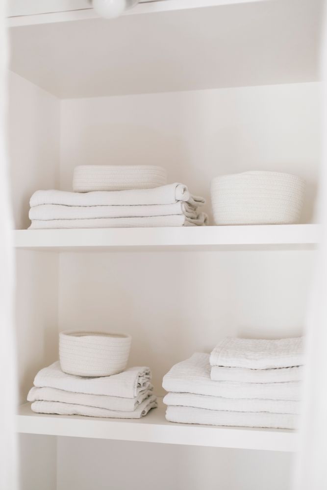 Caskets and boxes - Set of 2 white polyester and cotton baskets BA70165 - ANDREA HOUSE