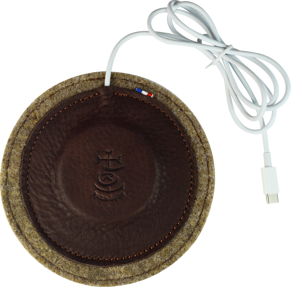 Other smart objects - Wool and Cow Felt or Leather Induction Phone Charger - L'ATELIER DES TANNERIES