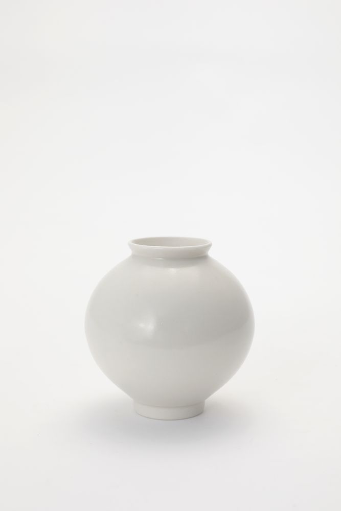 Everyday plates - Korean Ceramic artist : Kim Jong-young - ICHEON CERAMIC