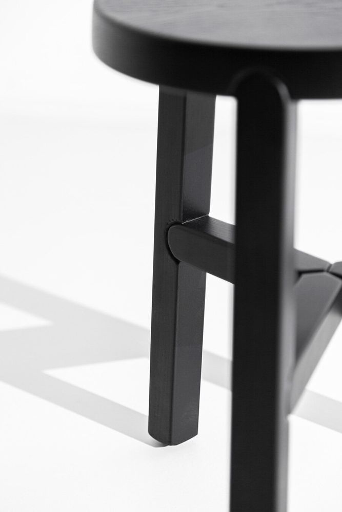 Stools - GLYPH stool - PORVENTURA