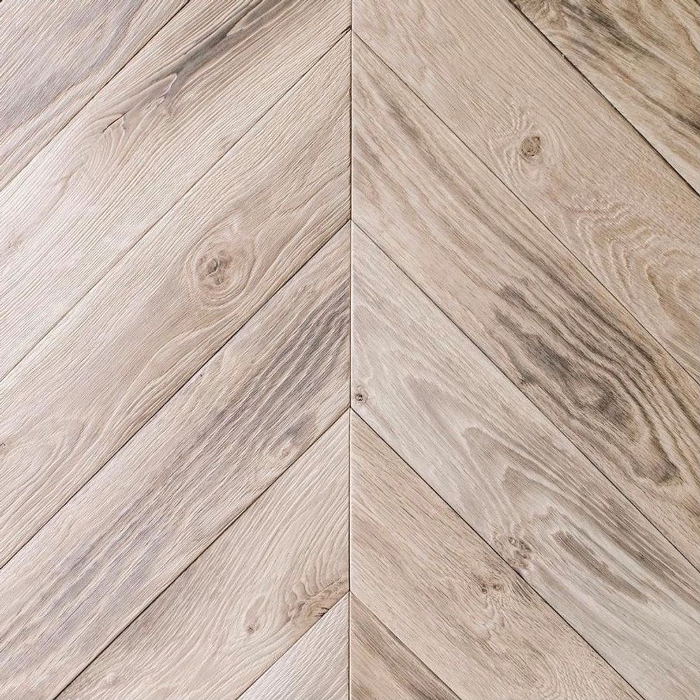 Parquets - Chevron - Vintage, aged and hardly brushed- Campagne Range - ARBONY