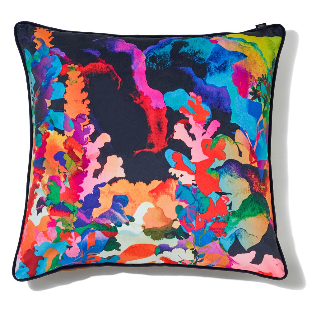 Fabric cushions - Pastoral Velvet Cushion - AMÉLIE CHOQUET