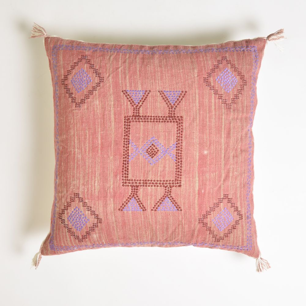 Coussins textile - housse de coussin de couleur saumon brodé - QALARA