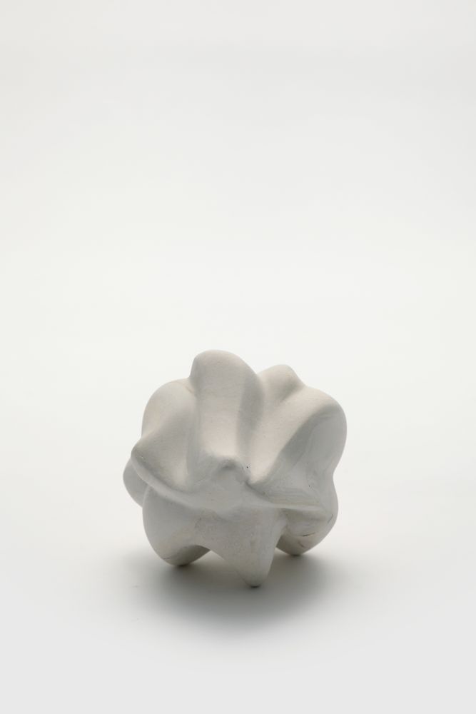 Objets de décoration - Artiste Céramiste coréen : Lim Ji-hyun - ICHEON CERAMIC