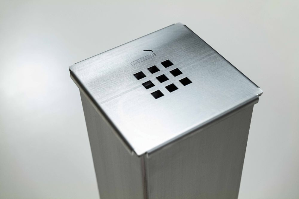 Outdoor space equipments - ANGULUS FUMARE Standing Ashtray - CO33 EXKLUSIVE BETONMÖBEL