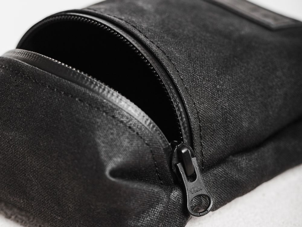 Bags and totes - ŠĪNU pouch - MIZO
