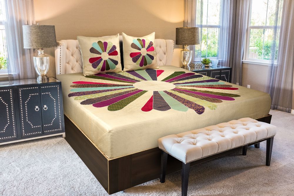 Bed linens - Quilted Bed Cover with embroidery - LUSH AND BEYOND