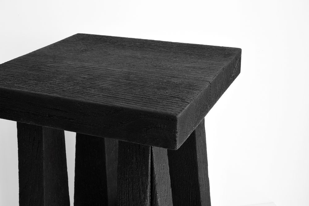 Stools - OAK STOOL - BURNT WOOD SHOU-SUGI-BAN - OUVRAGE  - BOIS BRULE