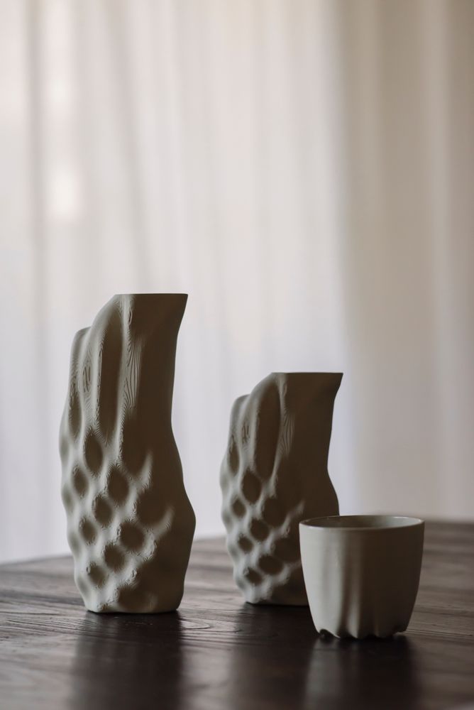 Design objects - Dune L Pitcher - METAPOLY