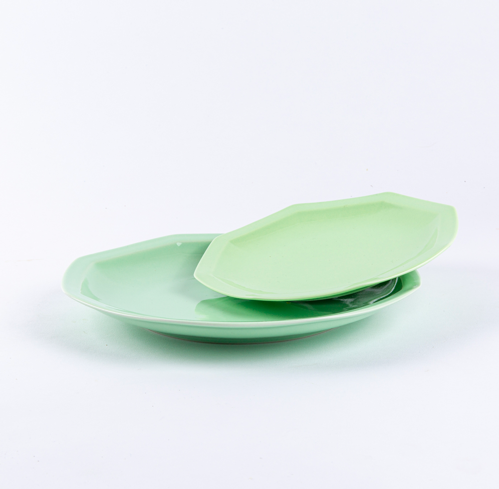 Assiettes au quotidien - L'assiette à dessert en porcelaine verte - OGRE LA FABRIQUE
