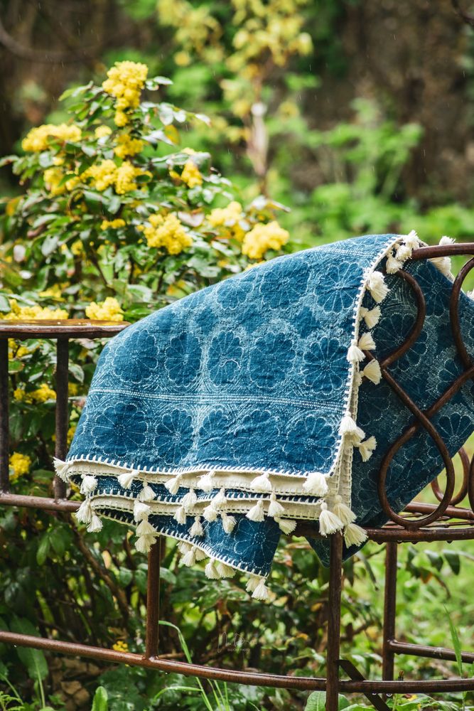 Objets de décoration - Plaid en laine tissée à la main - LINEAGE BOTANICA - THE ART OF WELLBEING
