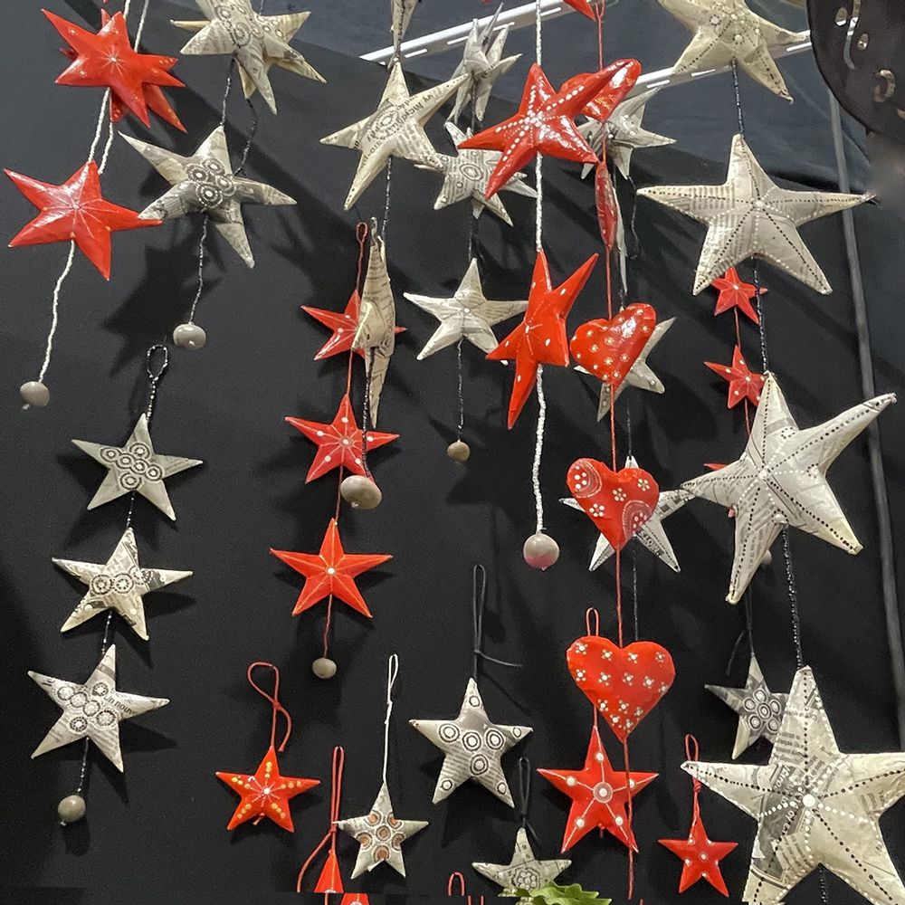 Other wall decoration - SARDINE MOBILES MADE OF RECYCLED NEWSPAPER - PASSERAILES
