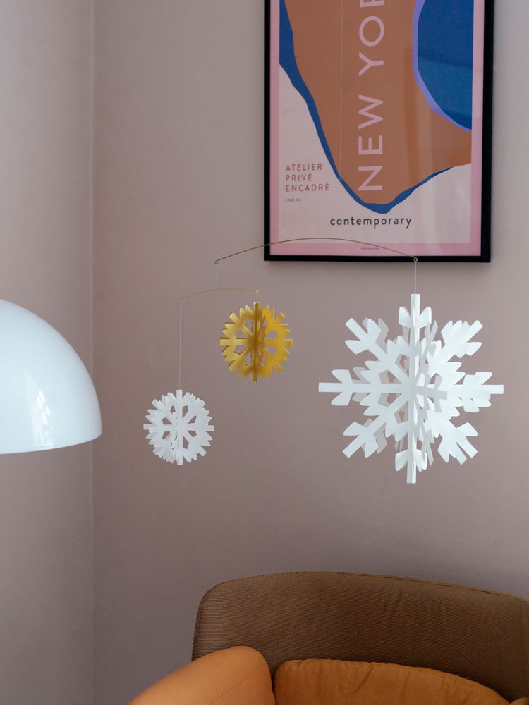 Autres décorations de Noël - Scandinavian Snowflake Mobile - LIVINGLY