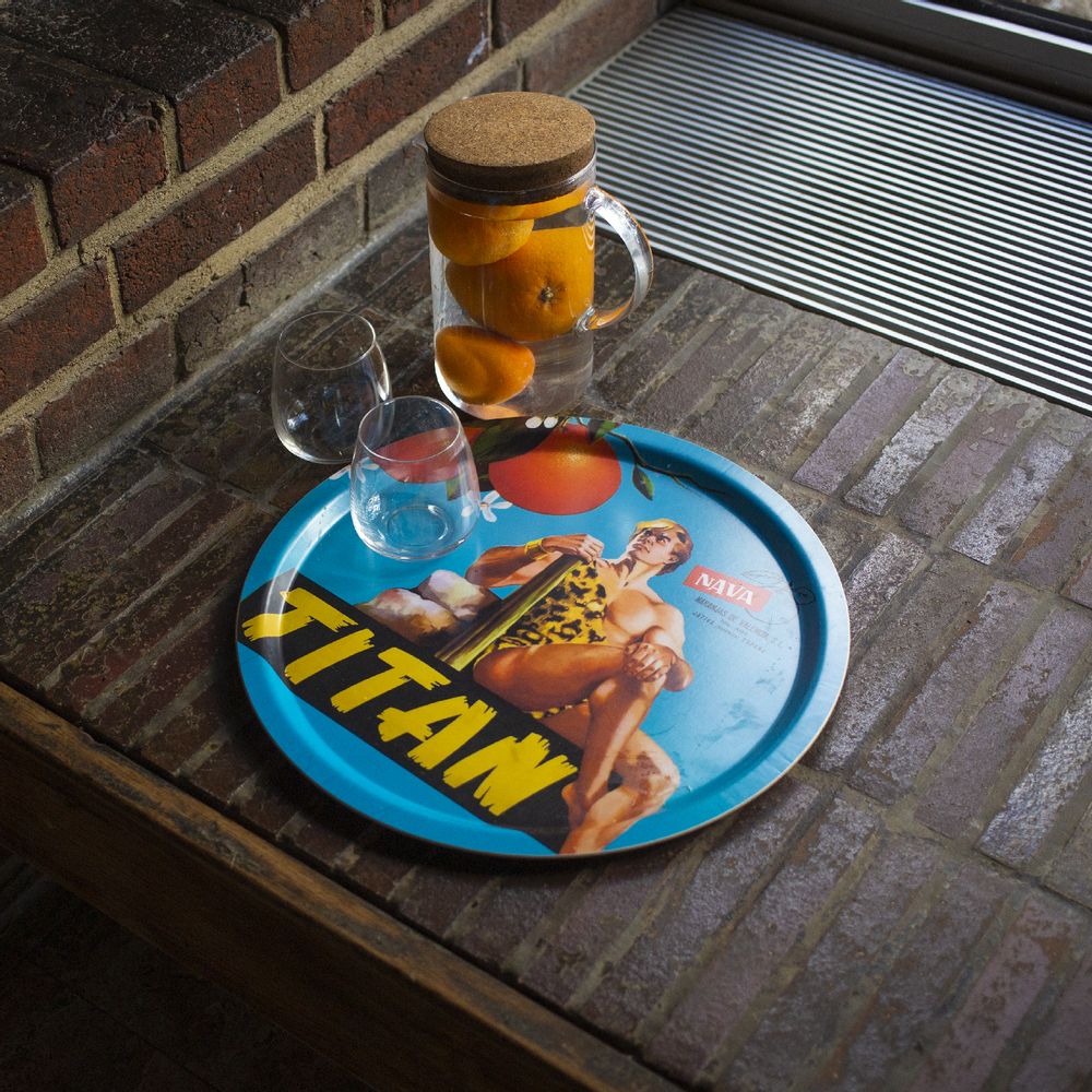 Trays - Titan Oranges Round Tray - COOLKITSCH