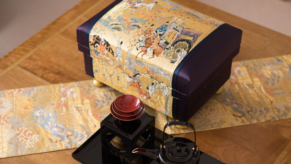 Coffrets et boîtes - Chabako Japonaise, Bench/Storage Box, "Nishijin Aoi-Matsuri" - INTERIOR CHABAKO