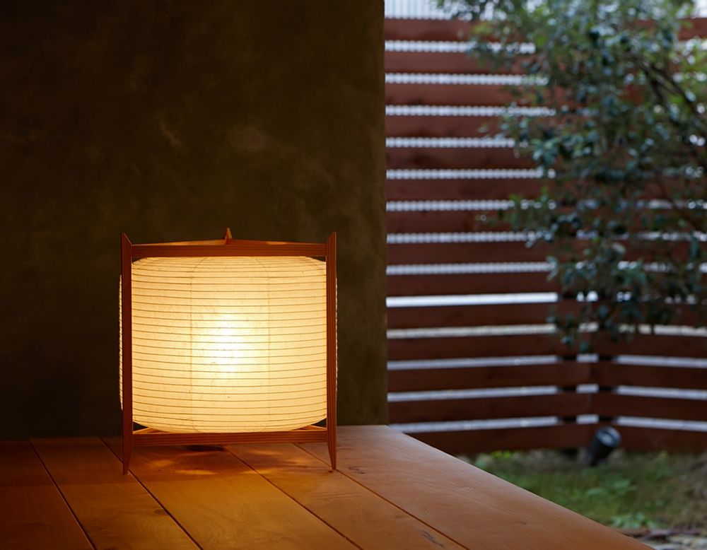 Pièces uniques - ANDON - Lampe triangulaire japonaise - METROCS