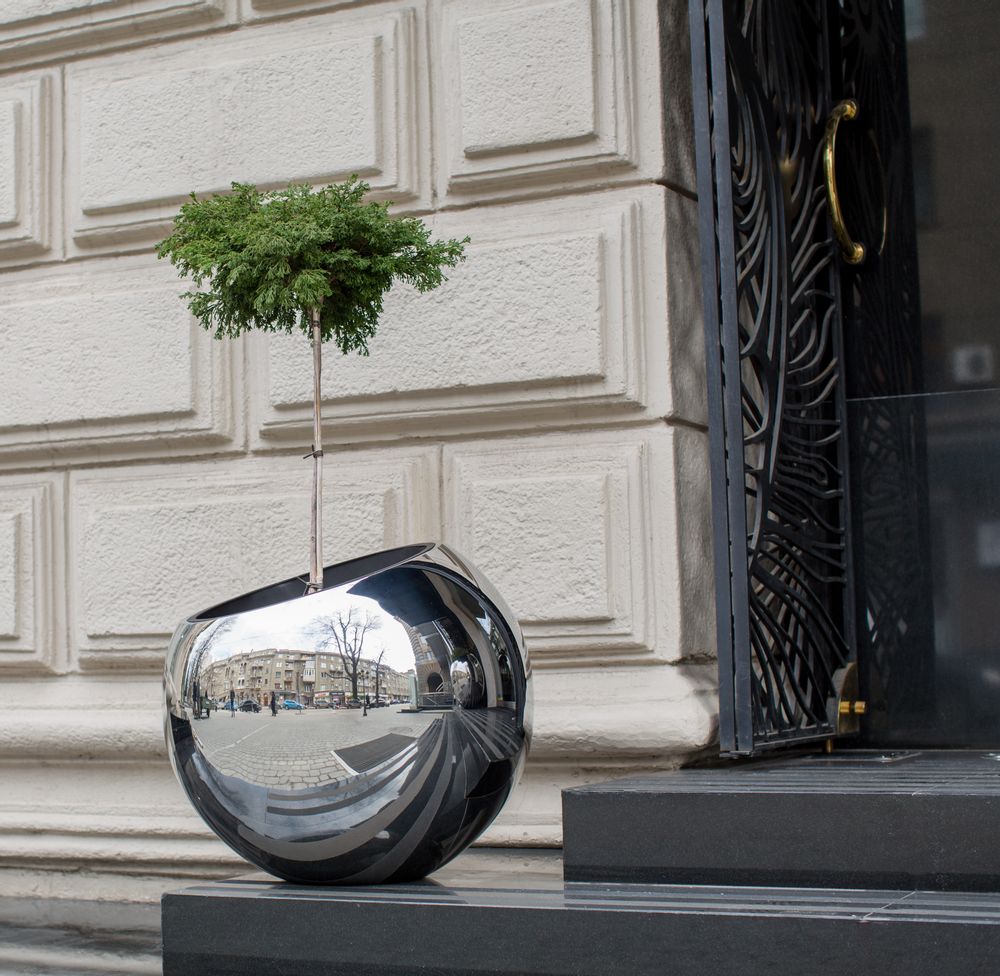 Decorative objects - "Canted cachepot" (Metalstyle) - METALSTYLE